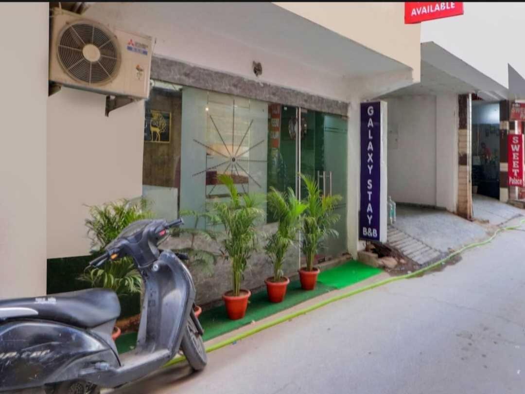 Hotel O Galaxy Stay 新德里 外观 照片