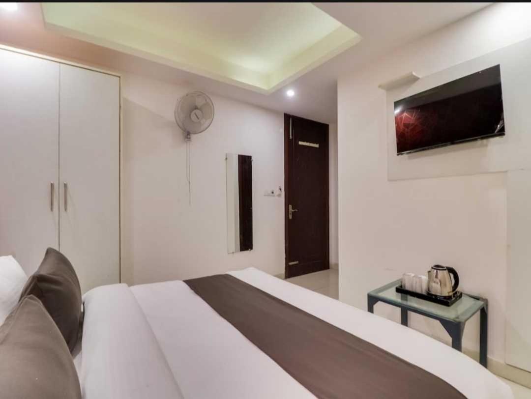 Hotel O Galaxy Stay 新德里 外观 照片